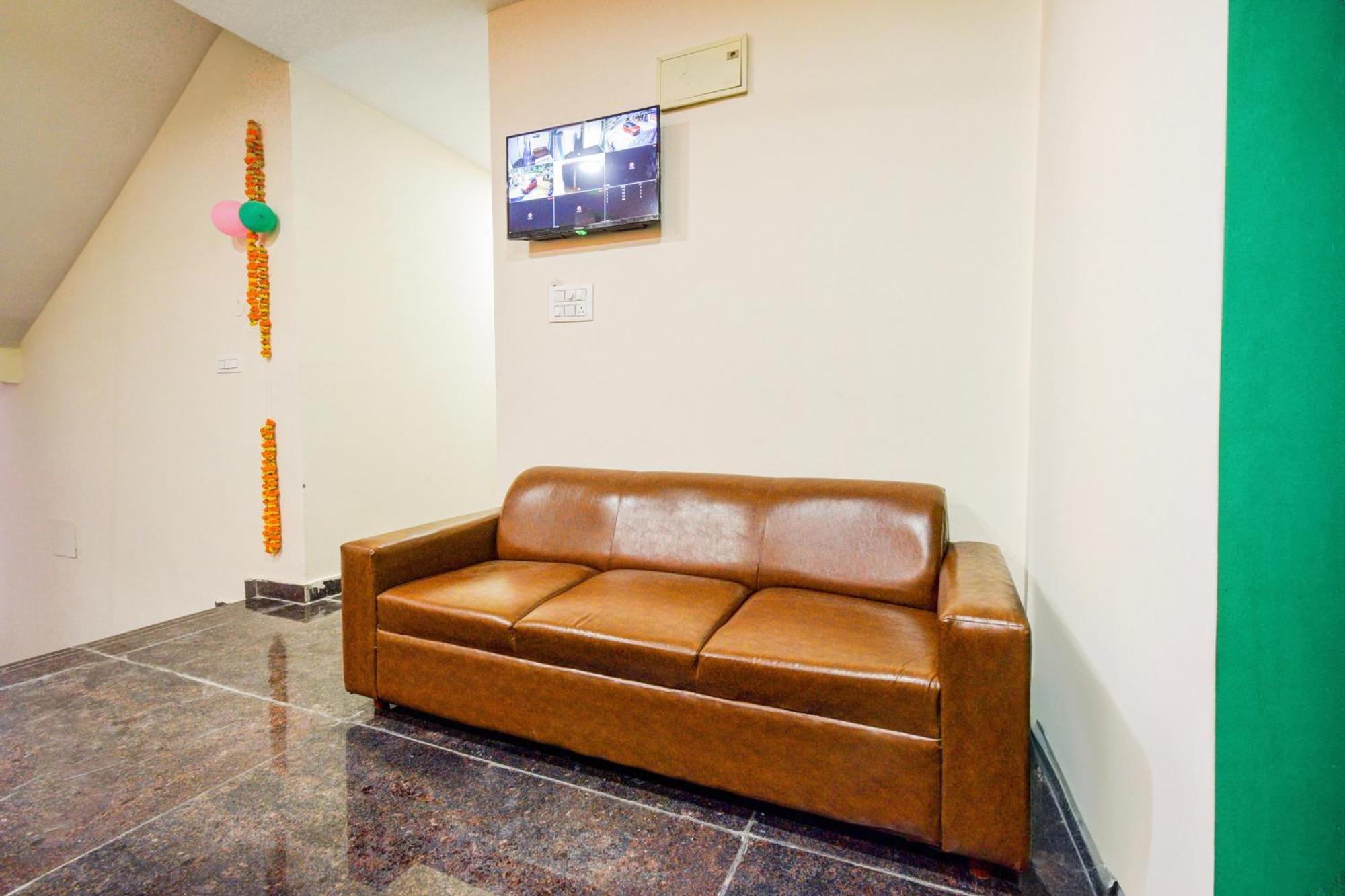 Hotel O Royal Stay Luxury Rooms Haidar Sahibguda Exterior photo