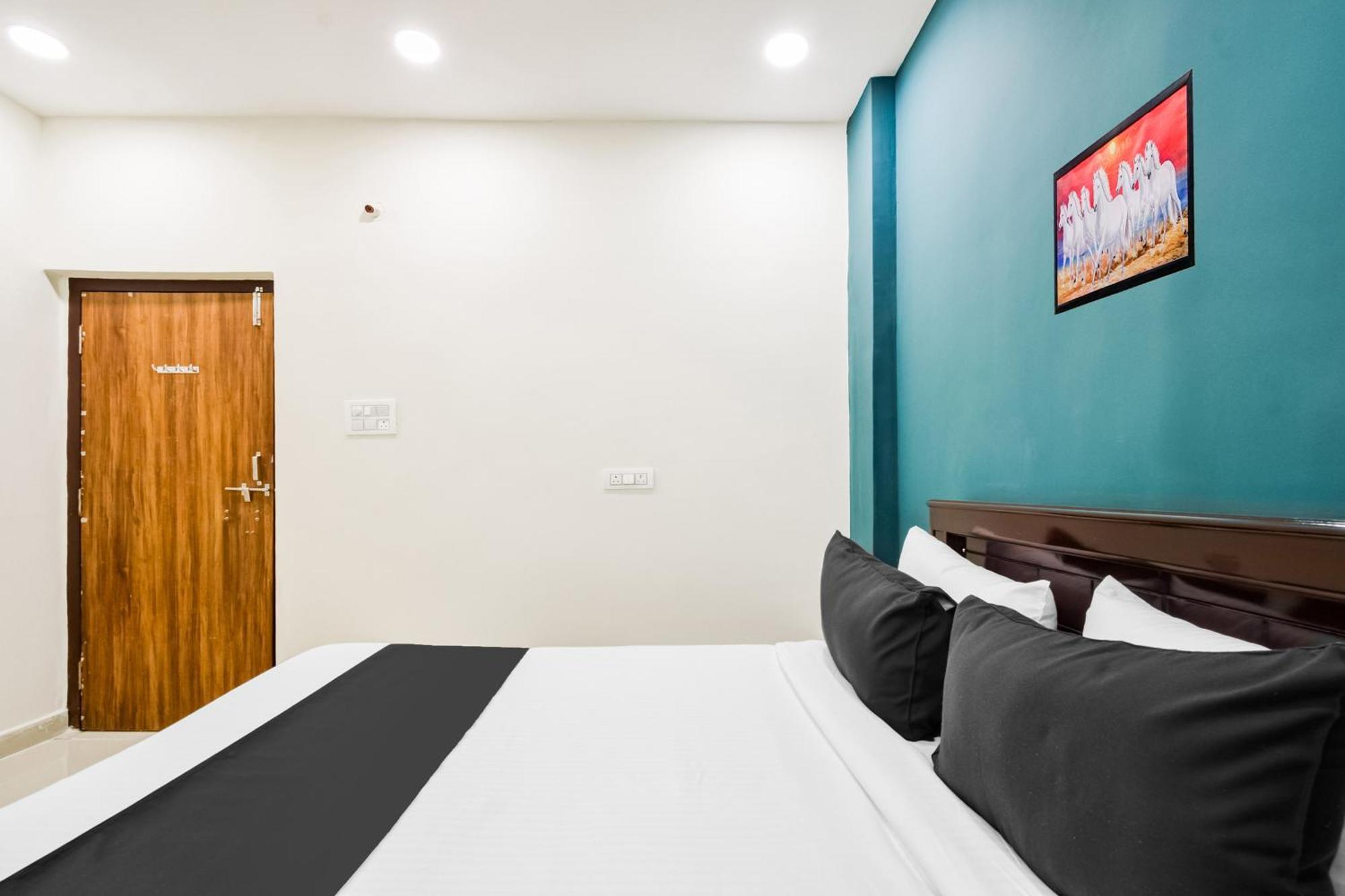 Hotel O Royal Stay Luxury Rooms Haidar Sahibguda Exterior photo